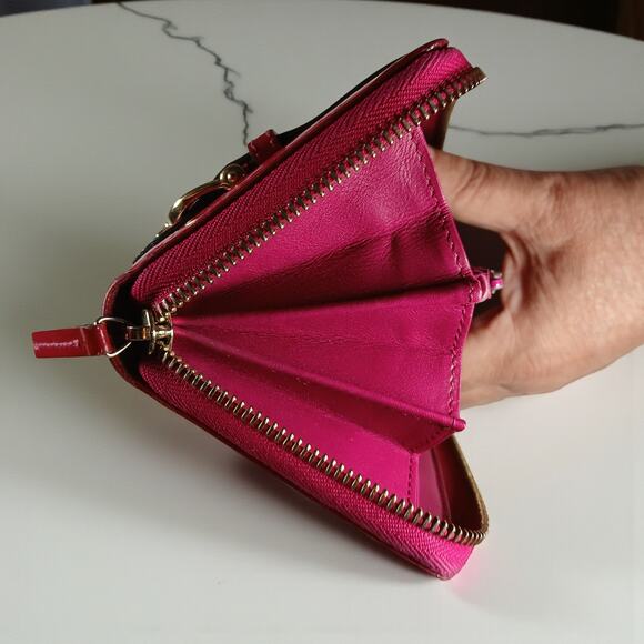 Gucci Shima GG Belted Zip Around Pink Enamel Leather Micro Long Wallet - Picture 16 of 16